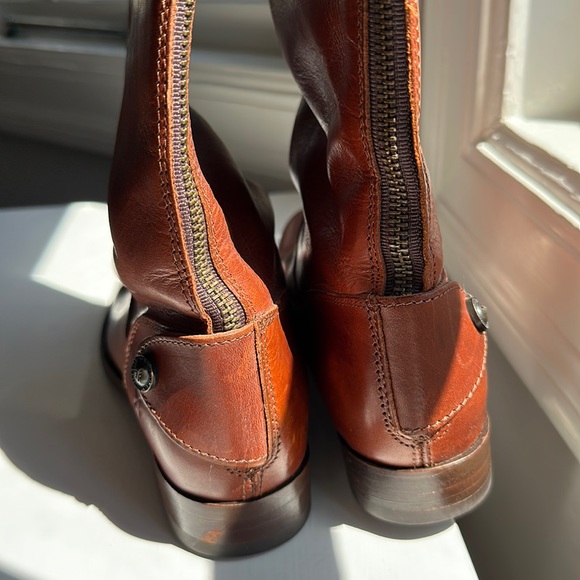 Frye Melissa button back zip tall leather riding boots size 6B - Picture 10 of 11